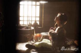 喂奶镜头在线观看,在线观看喂奶镜头，感受亲子温馨时光  第1张