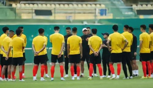 爆料国足薯片事件视频大全,揭秘视频大全背后的真相与争议 第1张 爆料国足薯片事件视频大全,揭秘视频大全背后的真相与争议 第1张